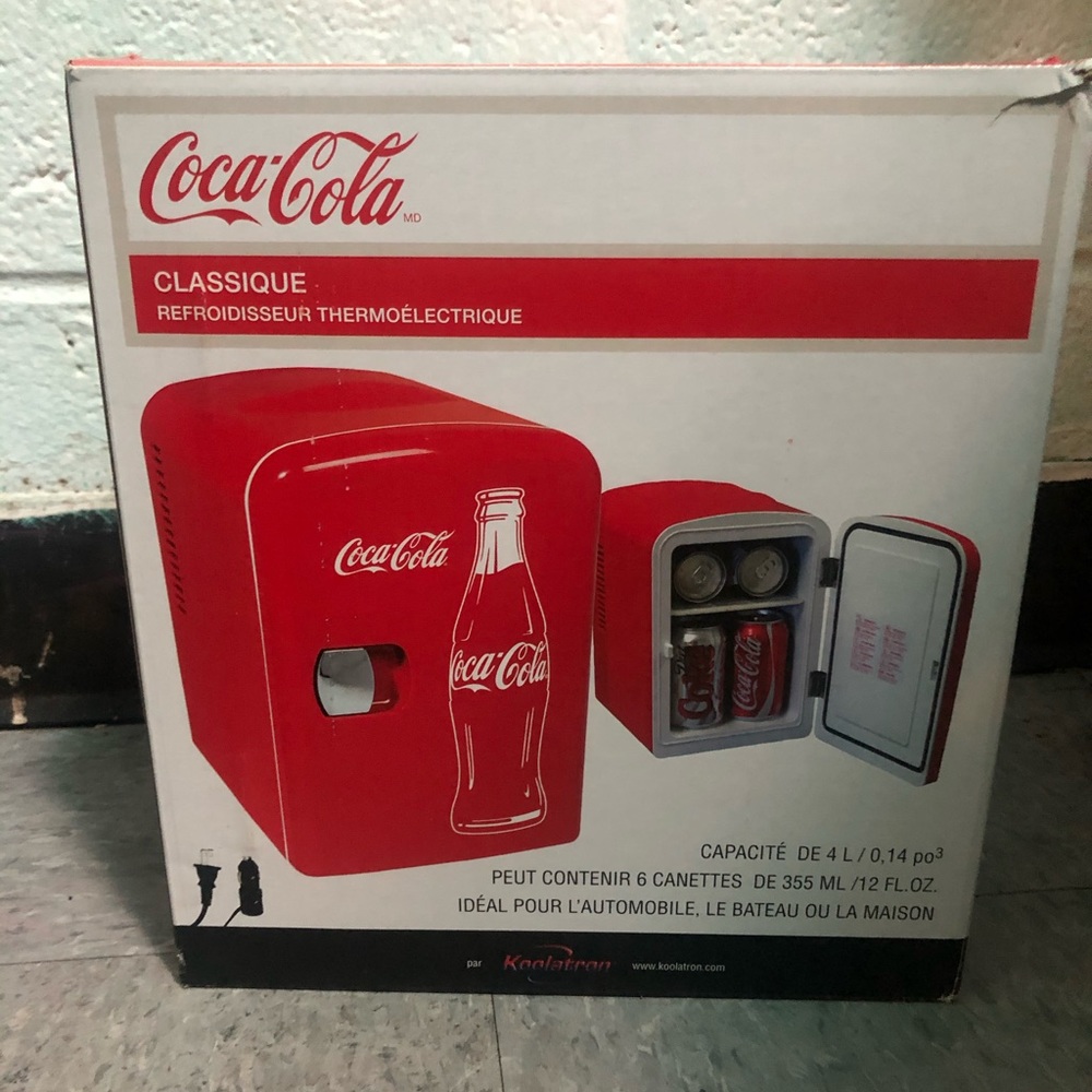 Coca-Cola thermoelectric cooler, brand new…